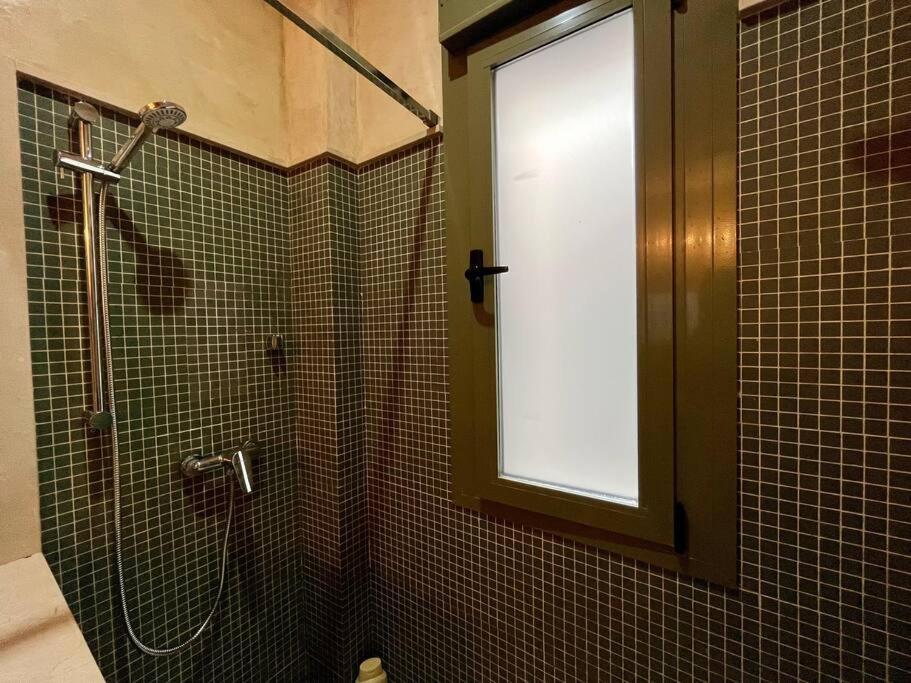 Apartamento Sierpes-Azofaifo เซบีญา ภายนอก รูปภาพ